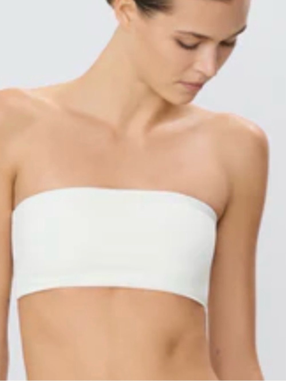 Eterne White Strapless Bikini Top